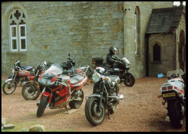 640x452 pixels (140K)